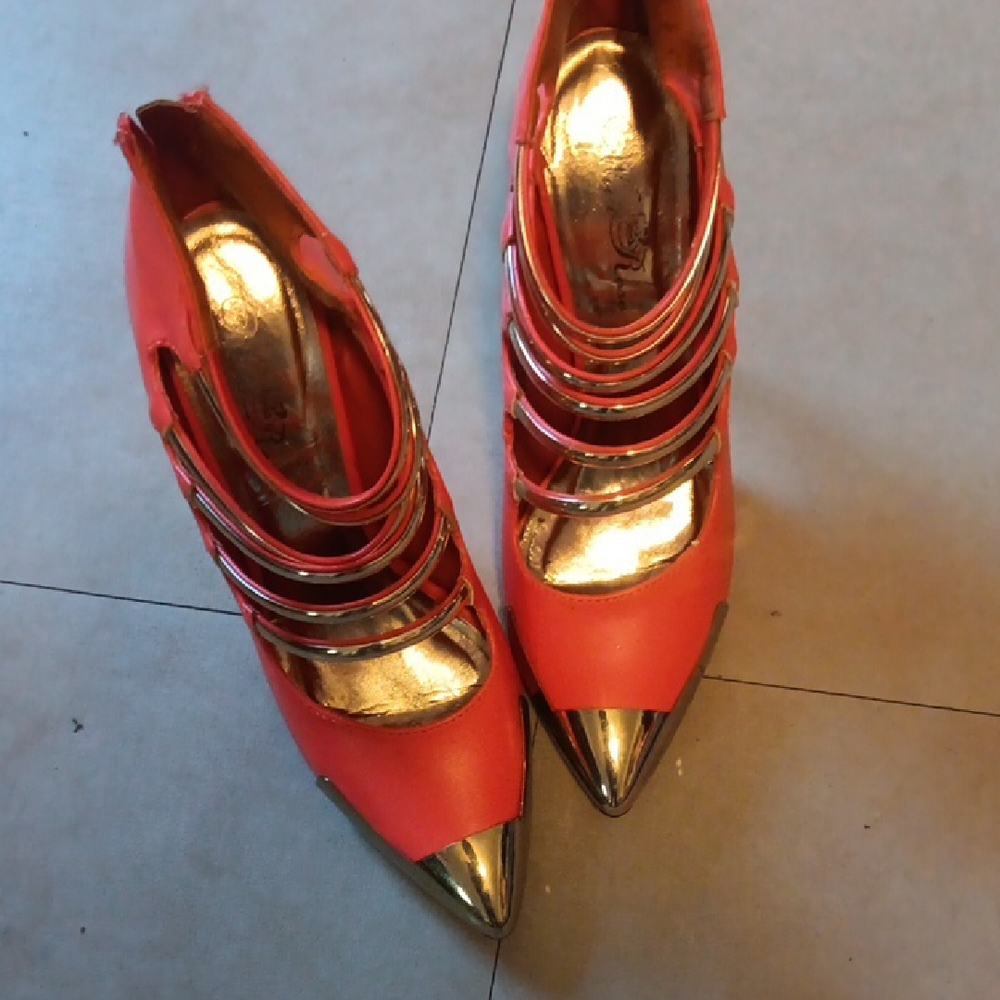 Wild Rose Orange and Gold Stiletto Heels